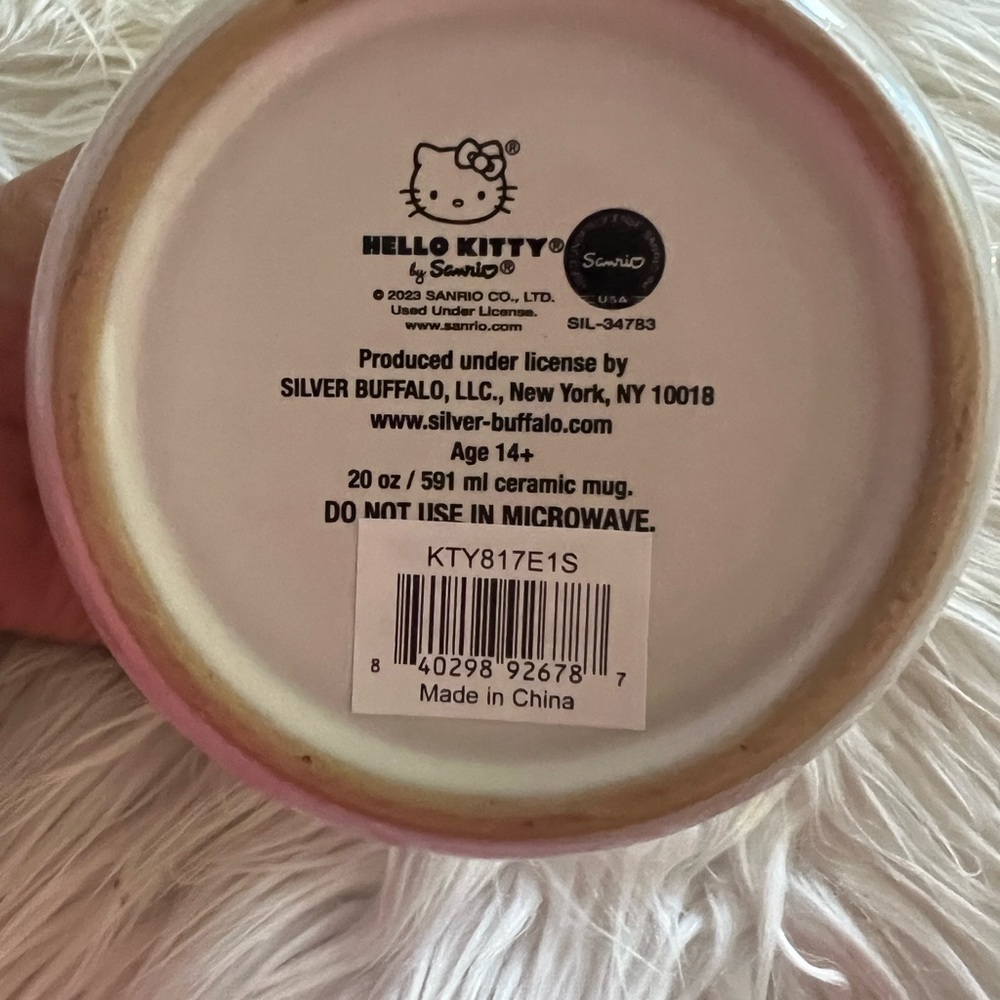 Hello Kitty Large‎ Ceramic Mug - Picture 2 of 3